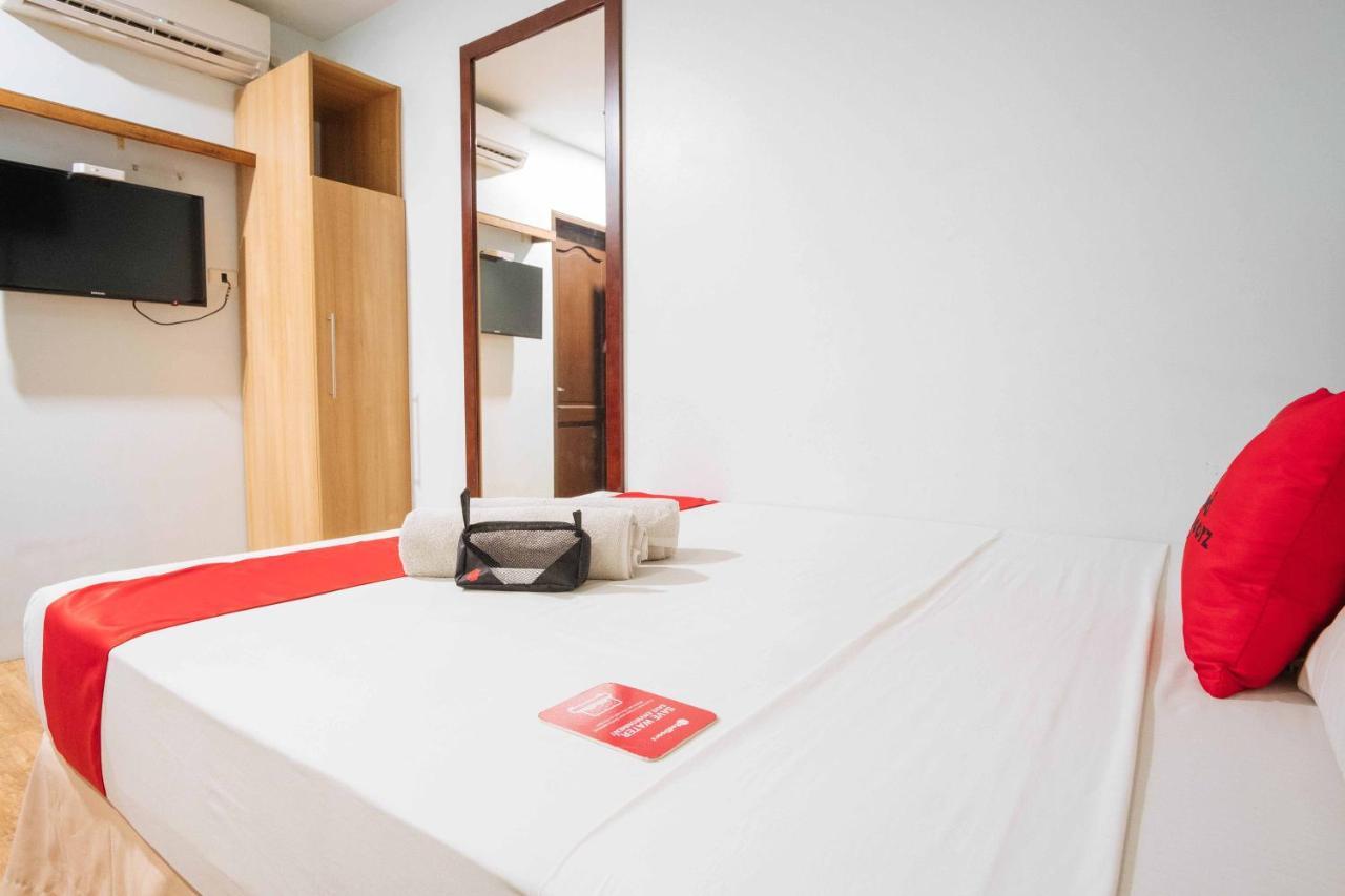 Reddoorz Plus Near Cebu Capitol Exterior photo